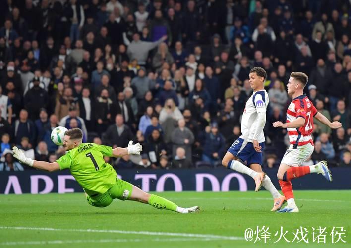 欧联-斯卡利特破门 热刺3-0稳获第四晋级16强 欧联-斯卡利特破门 热刺3-0稳获第四晋级16强